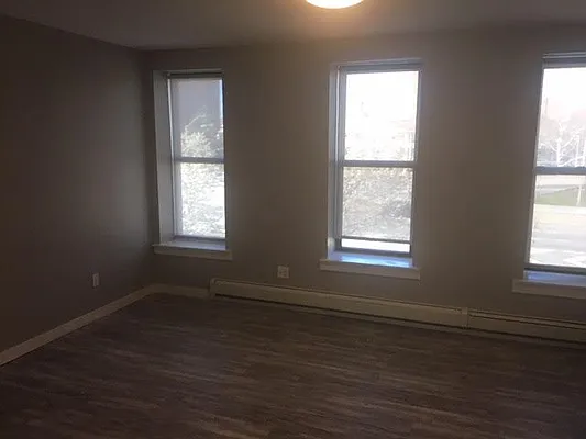 Rented by Bloom Real Estate Group | media 5