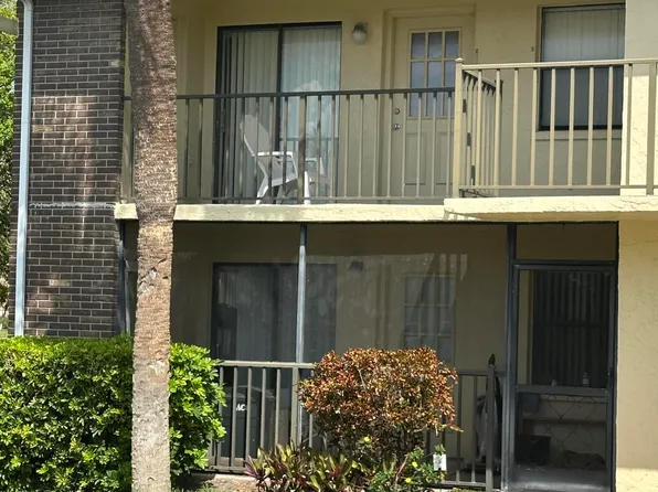 500 Catalina Rd APT 308, Cocoa Beach, FL 32931