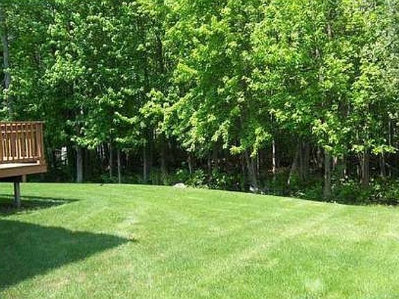 3rd image of 1051 Fawn Wood Dr