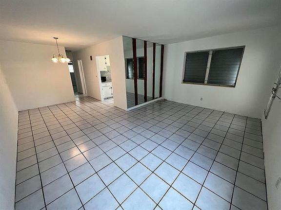 5th image of 1745 NE 169th St