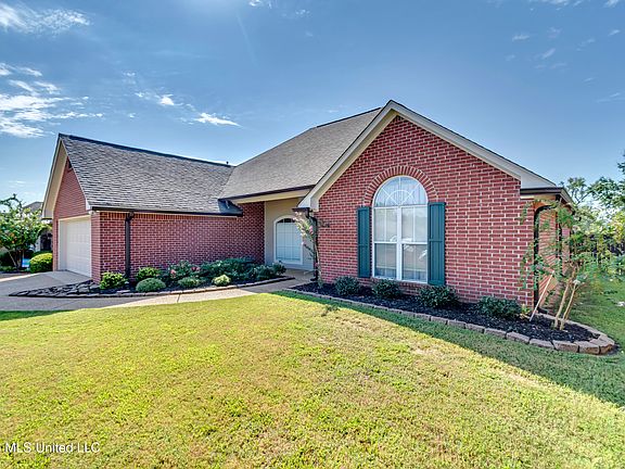 3rd image of 504 Wildberry Dr