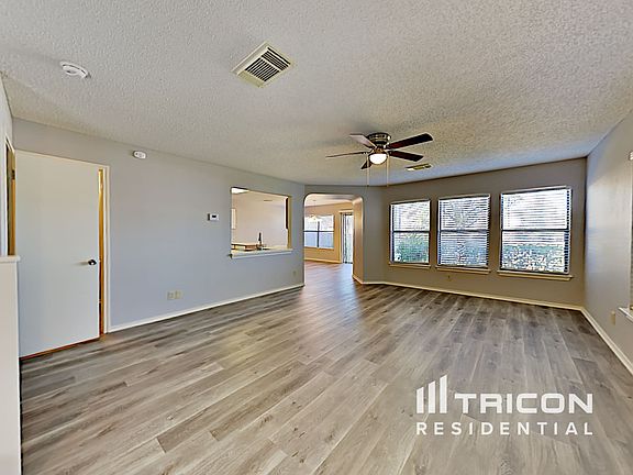 3rd image of 6619 Evenridge Ln