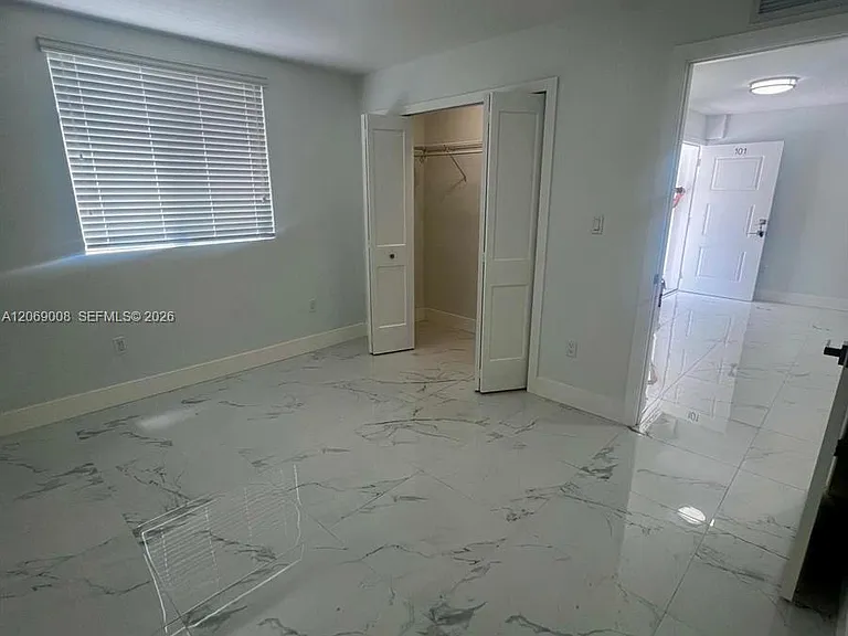 1860 NW 19th St #101 — Photo 10