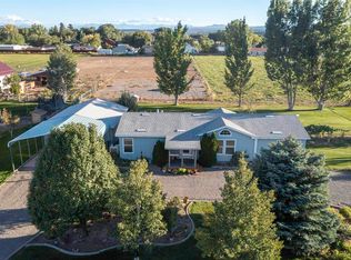 1050 Fruit Park Rd, Montrose, CO 81403