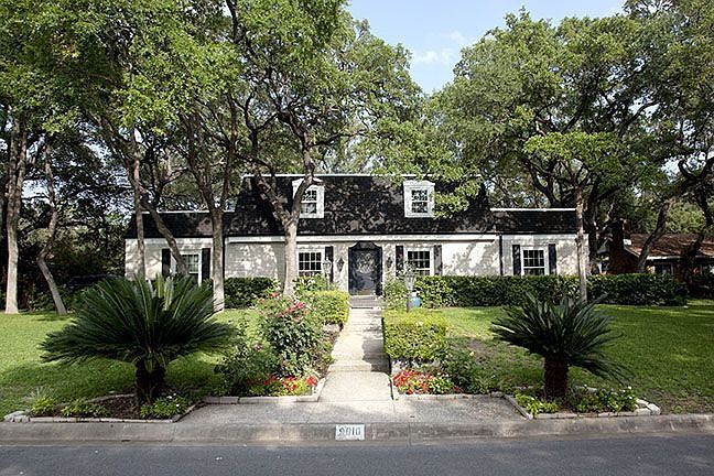 1st image of 9010 Village Dr