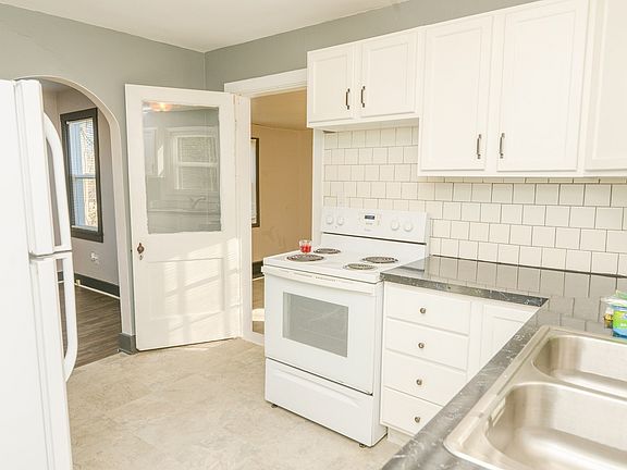 5th image of 7125 Saint Martins Blvd