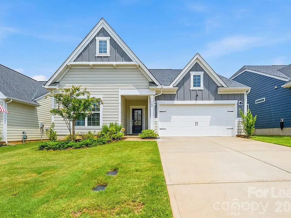 162 White Apple Way
