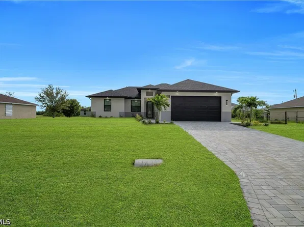 1909 NE 19th Place Cpe, Coral, FL 33909