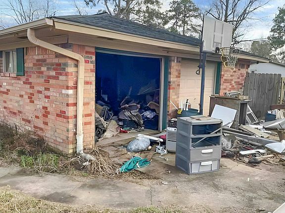 3rd image of 1640 Orange St
