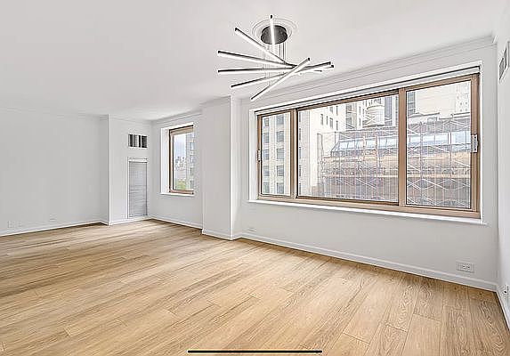 1st image of 106 Central Park S APT 11H