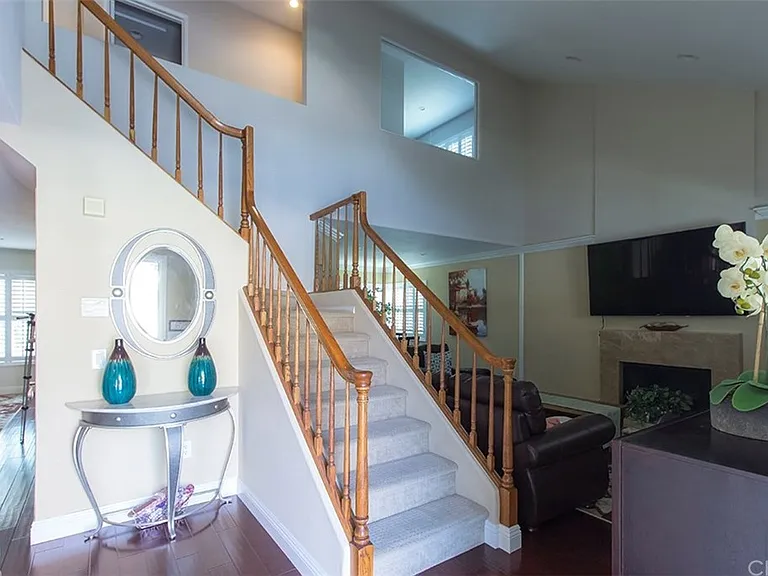 418 E Rockaway Dr — Photo 5