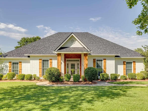 1518 Frenchmans Bend Rd, Monroe, LA 71203