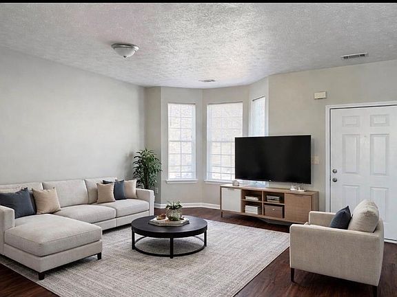 4th image of 68 Timber Ridge Dr