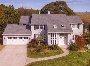 4 Hollycroft Dr, Linwood, NJ 08221