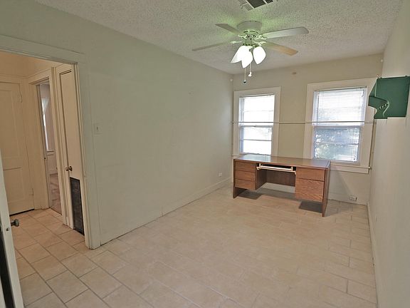 5th image of 208 Blair Ave