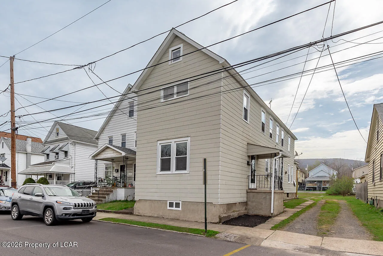 74 Carey St photo 1