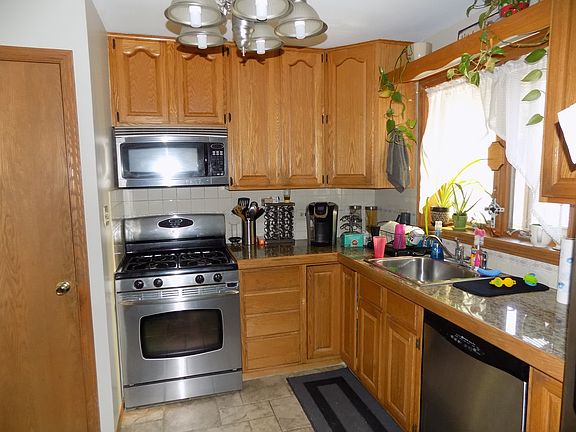 2nd image of 2601 Elder Ln