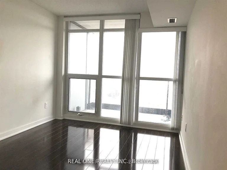19 Singer Ct #1020 — Photo 7