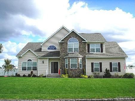 1st image of 1 Sherwood Dr