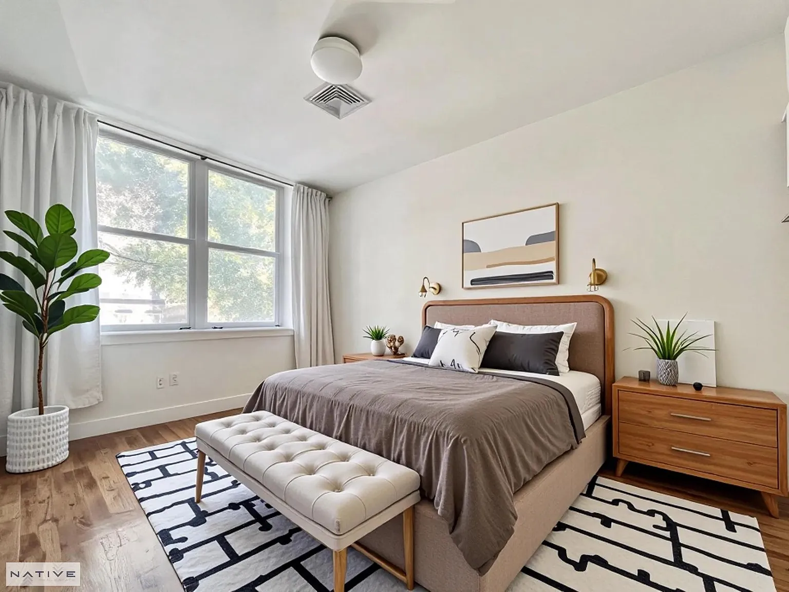 645 Leonard Street — Photo 4
