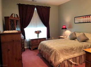 29 Whitewater Dr, Barnegat, NJ 08005