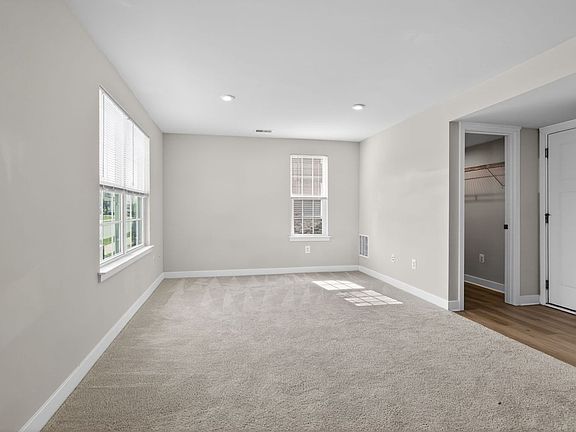 5th image of 649 Lewes Landing Rd