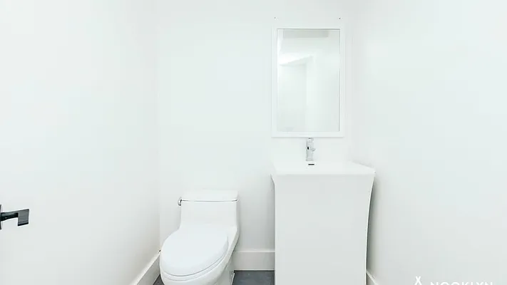 Rented by Nooklyn NYC LLC | media 29