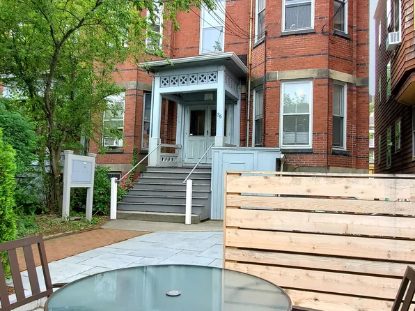 36 Beacon St, Somerville, MA