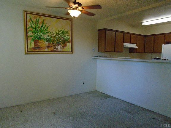 4th image of 1190-196 S Winery Ave