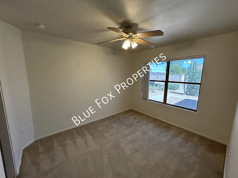 2021 W Menzel Dr — Photo 12