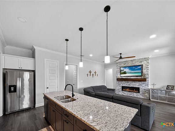 5th image of 1704 Forestdale Blvd