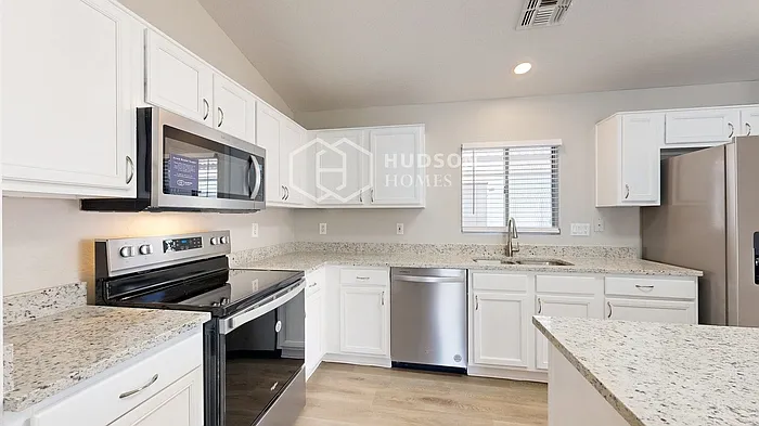 12834 W Sweetwater Ave — Photo 9