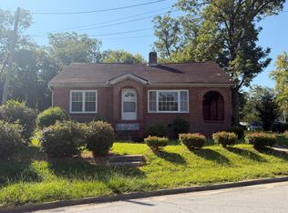 802 Milwee Ave, Greenwood, SC 29646