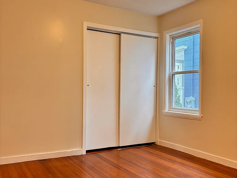 72 Edward St #1 — Photo 6