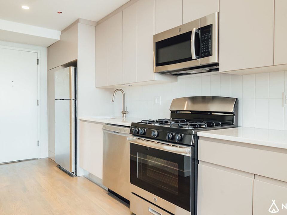 1st image of 594 Bushwick Ave #3