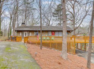 6453 Paradise Point Rd, Flowery Branch, GA 30542