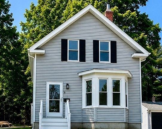 2nd image of 153 Union St