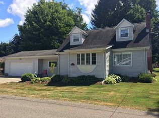 215 Beech St, Edinboro, PA 16412