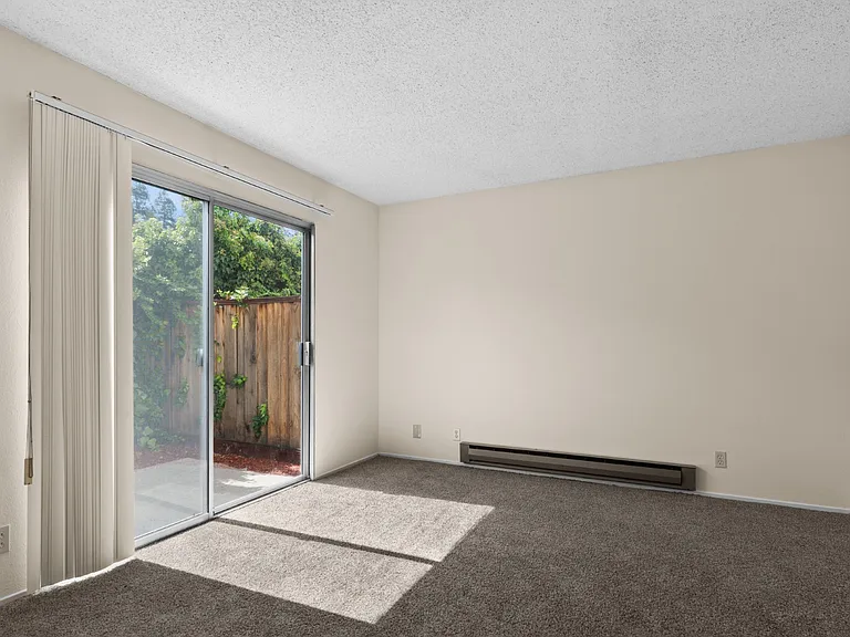Pruneyard Apartments — Photo 2
