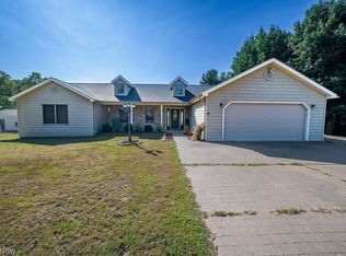 2891 Waterford Rd, Marietta, OH 45750