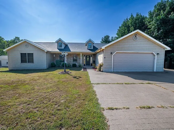 2891 Waterford Rd, Marietta, OH 45750