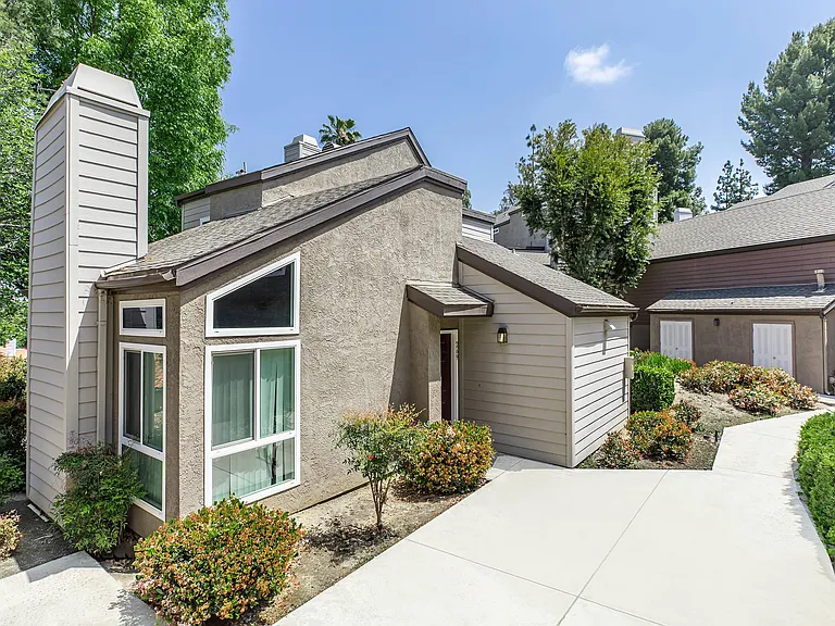 Canyon Crest Views — Photo 10