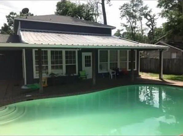 1902 Papoose Trl, Crosby, TX 77532