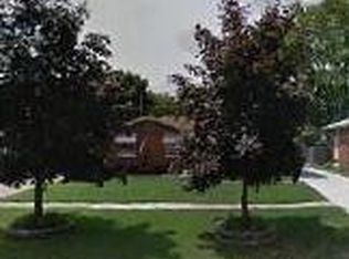 6831 N Wildwood St, Westland, MI 48185