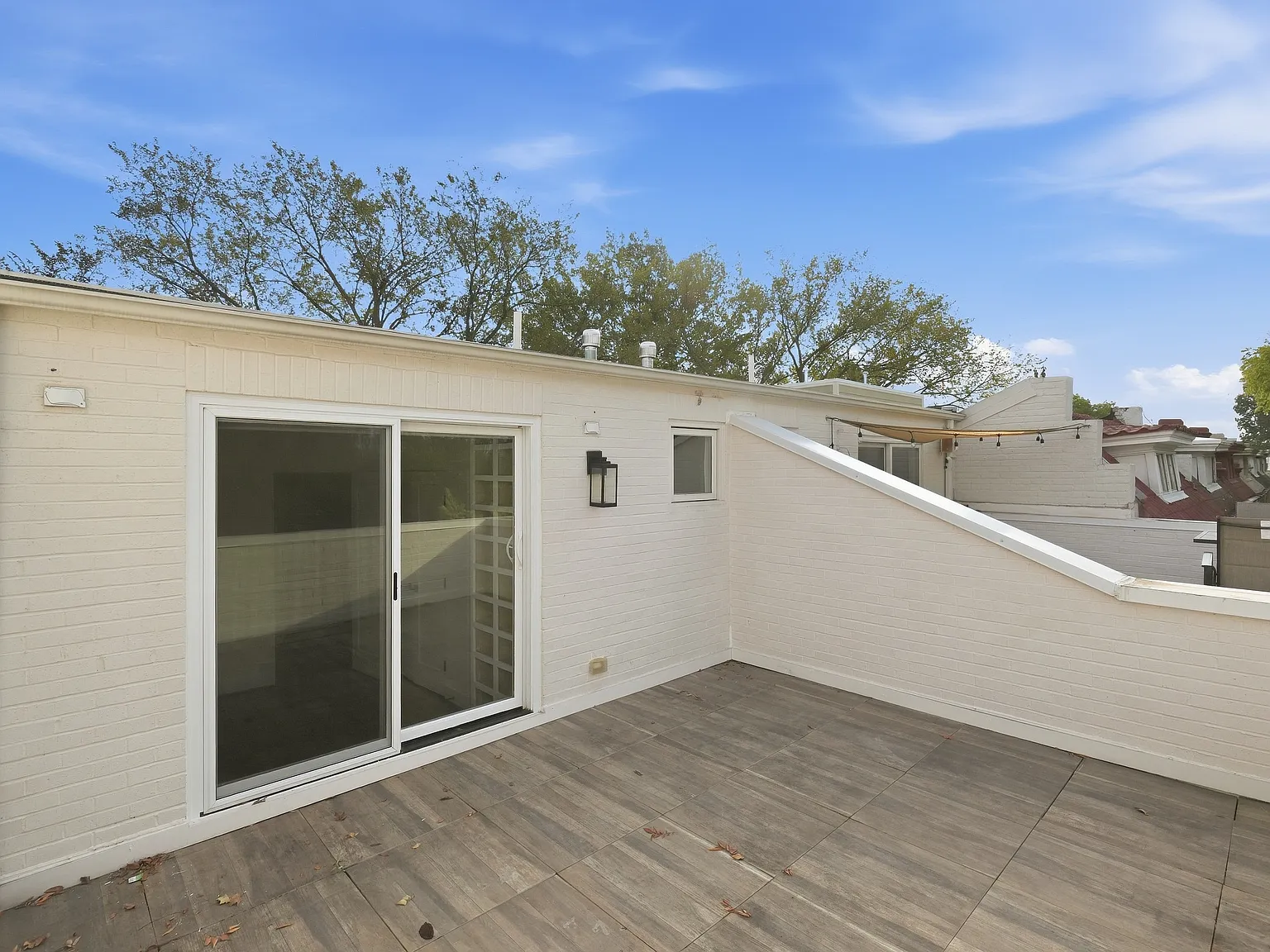3 bed, 2.5 bath, 1100 sqft, $4,500 — Photo 3