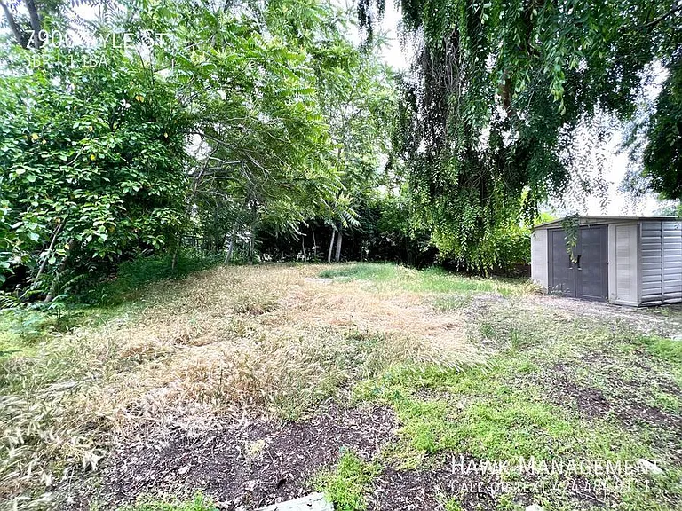 7900 Kyle St — Photo 17