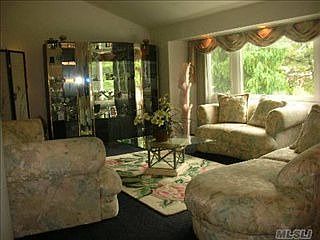 4th image of 21 Downey Dr