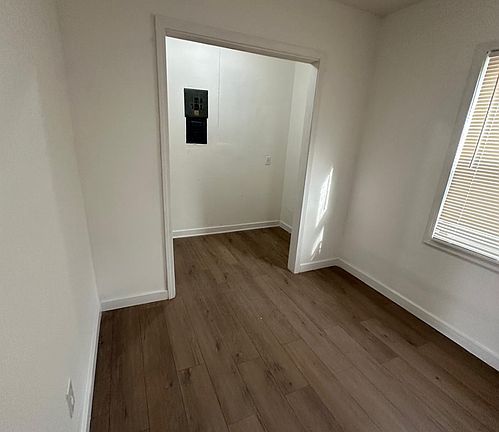 4th image of 11017 Bennington Ave