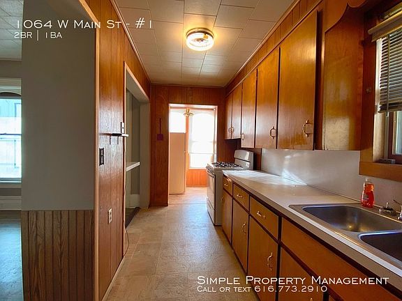 4th image of 1064 W Main St #1