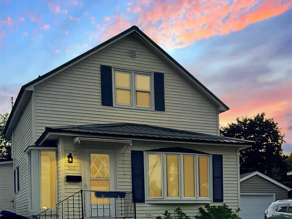 361 S Peck Ave, Peshtigo, WI 54157
